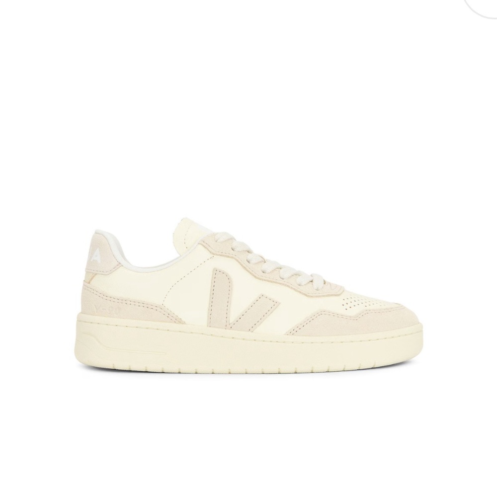 Veja Cream Sneakers